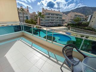 Apartment in L´Albir. Apartamento de esquina de 2 dormitorios y 2 baños, plaza de gara