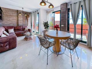 Appartement in Golf Bahía. Ático dúplex de lujo en sierra cortina