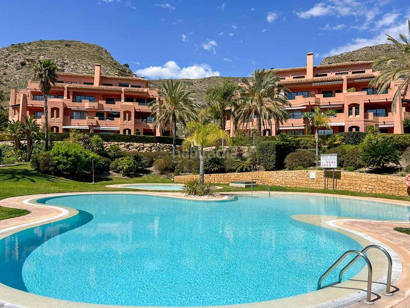 Foto 53b34702-9805-4327-91c3-d050a9ca8f51. Piccolo appartamento con parcheggio piscina in Golf Bahía Finestrat