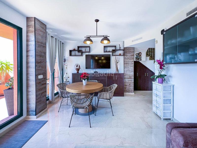 Foto f506cbe0-df5b-4754-9ccb-9e6b909f66f9. Piccolo appartamento con parcheggio piscina in Golf Bahía Finestrat