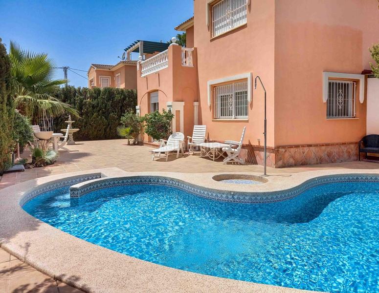 Foto 95ee2bf5-bf72-4d39-b61f-593fece0355f. Xalet amb aparcament piscina a L´Albir Alfàs del Pi (l´)