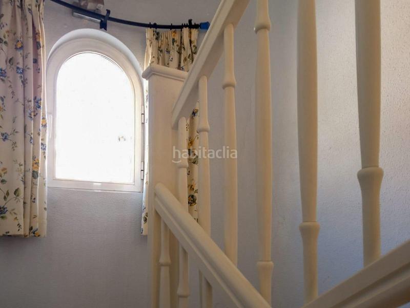 Foto 4c217bfd-5dc4-4d34-916a-d687340296dd. Casa adosada adosado de 3 dormitorios con garaje doble y piscina a 1km del centro de alfaz del pi en Nucia (la)