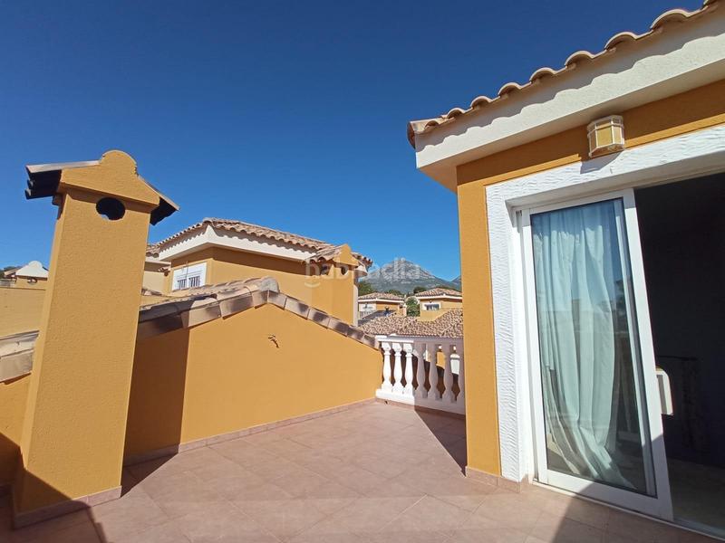 Foto 6ca4d94c-35f7-4f9a-9e94-ee9a171d488a. Casa adosada adosado de 3 dormitorios con garaje doble y piscina a 1km del centro de alfaz del pi en Nucia (la)
