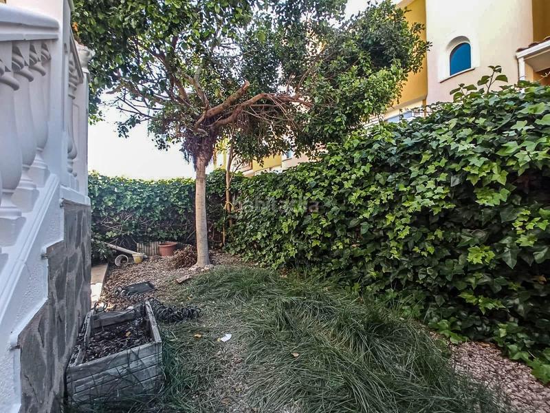 Foto 772df009-4445-4fee-ad4d-f76d3a02290e. Casa adosada adosado de 3 dormitorios con garaje doble y piscina a 1km del centro de alfaz del pi en Nucia (la)