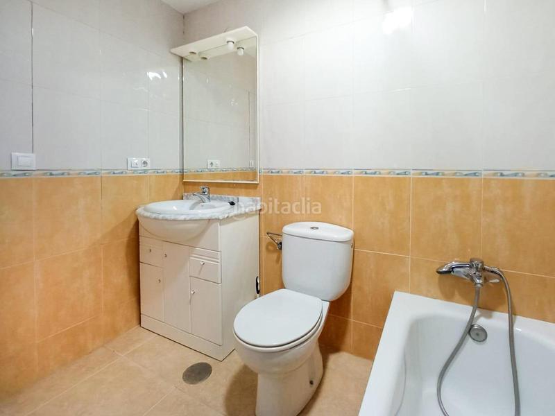 Foto 94216987-a4d4-4fb0-a698-f8403ef9804d. Casa adosada adosado de 3 dormitorios con garaje doble y piscina a 1km del centro de alfaz del pi en Nucia (la)