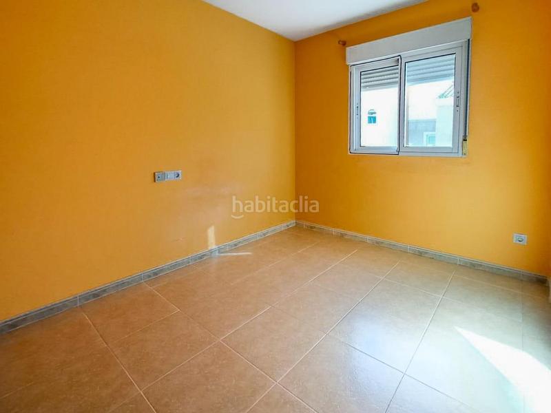 Foto b95b2ac7-d914-4b02-9b5e-343de386123a. Casa adosada adosado de 3 dormitorios con garaje doble y piscina a 1km del centro de alfaz del pi en Nucia (la)