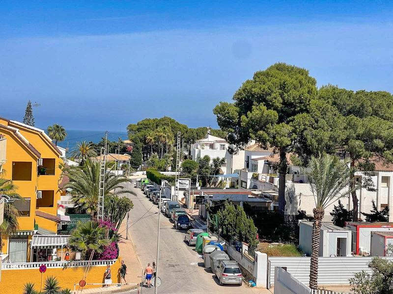 Foto 47cbaf74-df2b-4a9c-a60d-ab853b912a6b. Piccolo appartamento con parcheggio in L´Albir Alfàs del Pi (l´)