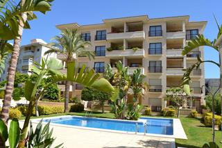 Rent Apartment in L´Albir. Céntrico apartamento amueblado en alquiler de larga temporada