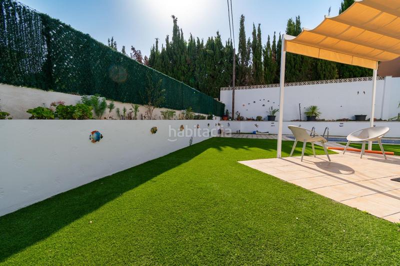 Foto 17dff8a0-bbd2-4bd0-bcba-3970ac903cae. Chalet  independiente de 200m2 con 538m2 de parcela, cuatro dormitorios, garaje y piscina en zona tranquila del albir en Alfàs del Pi (l´)