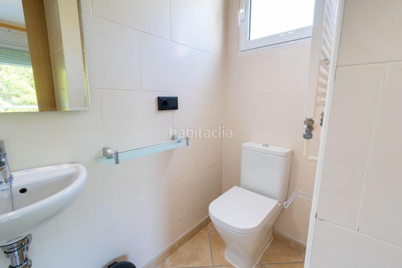 Foto 70f9f3a7-40b5-4226-983b-275bb2e4424d. Chalet  independiente de 200m2 con 538m2 de parcela, cuatro dormitorios, garaje y piscina en zona tranquila del albir en Alfàs del Pi (l´)