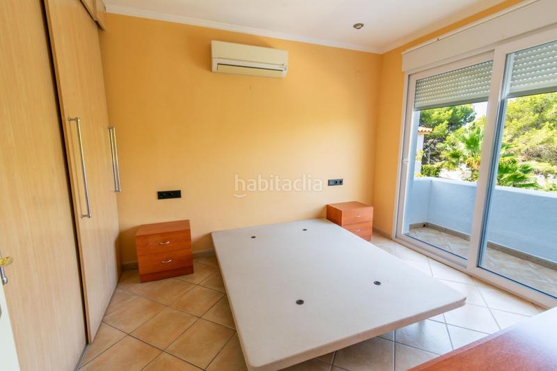 Foto 88f4f09e-8b4a-4f73-82f9-8039c70a409c. Chalet  independiente de 200m2 con 538m2 de parcela, cuatro dormitorios, garaje y piscina en zona tranquila del albir en Alfàs del Pi (l´)