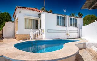Chalet in Montebello - Nou Espai. Chalet de 130m2 en un planta con 3 dormitorios, apartamento sepa