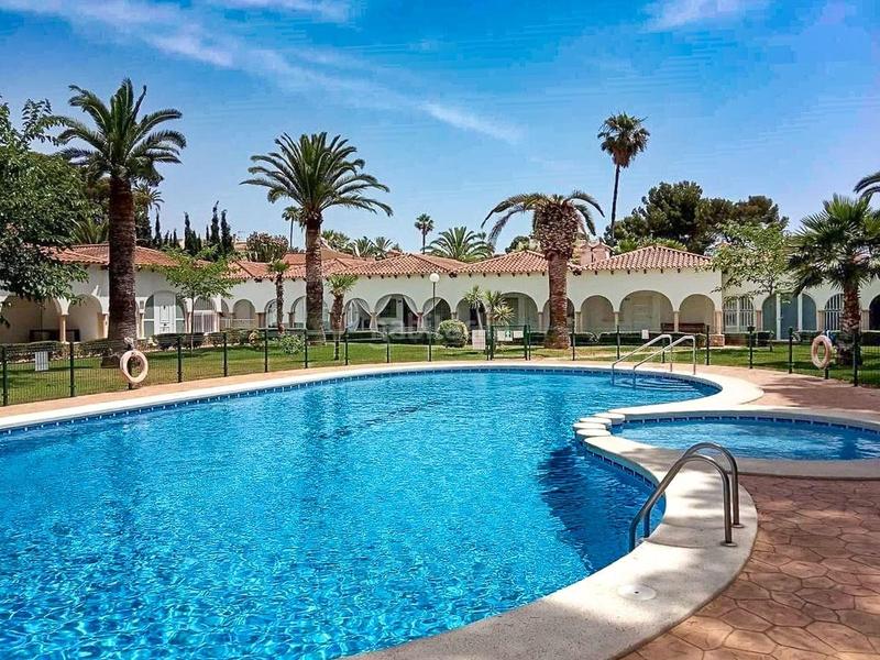 Foto 6e1e5f0e-ac10-49f2-be0a-f158aab4ae38. Apartament amb aparcament piscina a Pueblo-Ubanizaciones Alfàs del Pi (l´)