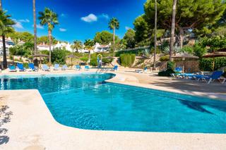Casa adosada en Escandinavia-Cautivador. Adosado de 3 dormitorios, vistas panormicas y piscina comunitar