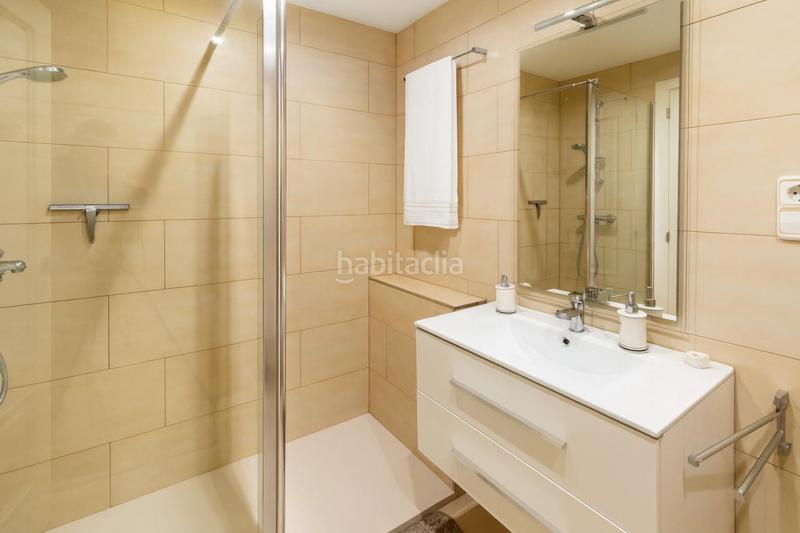 Foto 4df17a7d-6e98-46c8-b96c-c0748409837c. Piano terra con riscaldamento parcheggio piscina in Alfàs del Pi (l´)