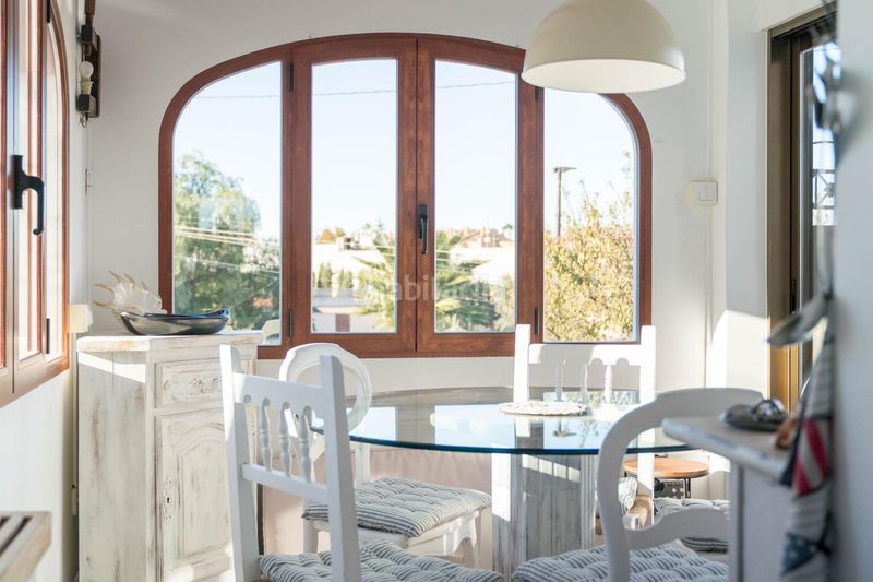 Foto 16d4c352-49d5-4967-b3d3-0fe863e6c83a. Casa aparellada amb aparcament piscina a L´Albir Alfàs del Pi (l´)