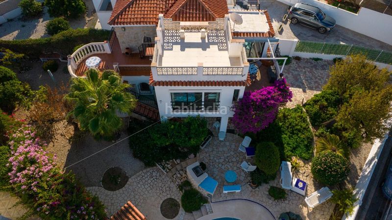 Foto 37aa1b57-2c34-4e38-873e-6ca992ce035e. Casa aparellada amb aparcament piscina a L´Albir Alfàs del Pi (l´)