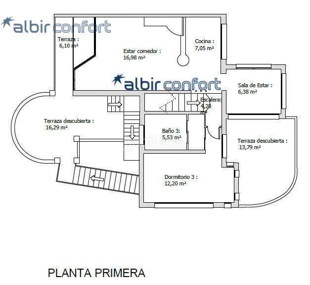 Foto 3ef5b33c-cf8f-4707-94b2-34bc4a774b3e. Casa aparellada amb aparcament piscina a L´Albir Alfàs del Pi (l´)