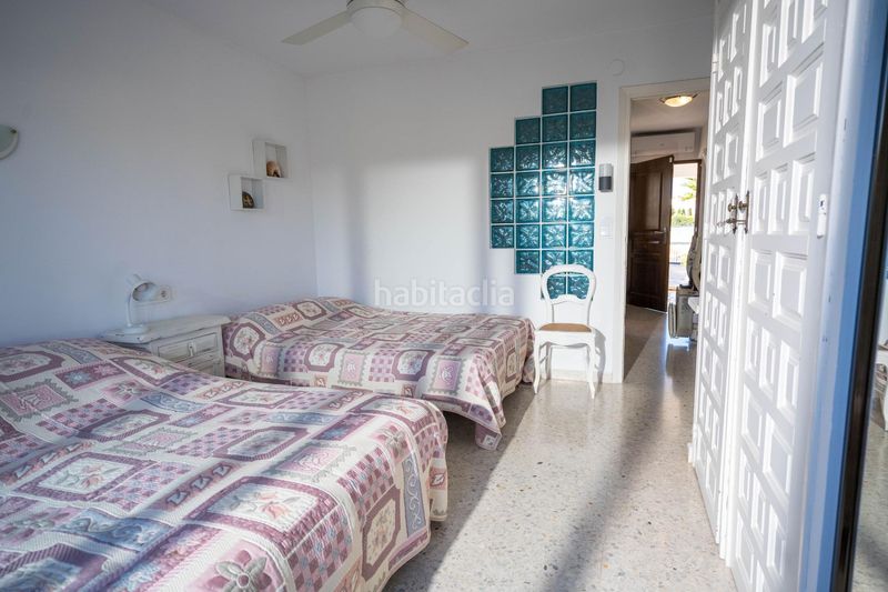 Foto b58e8232-e91e-40ac-8f2d-00250f5c0f25. Casa aparellada amb aparcament piscina a L´Albir Alfàs del Pi (l´)