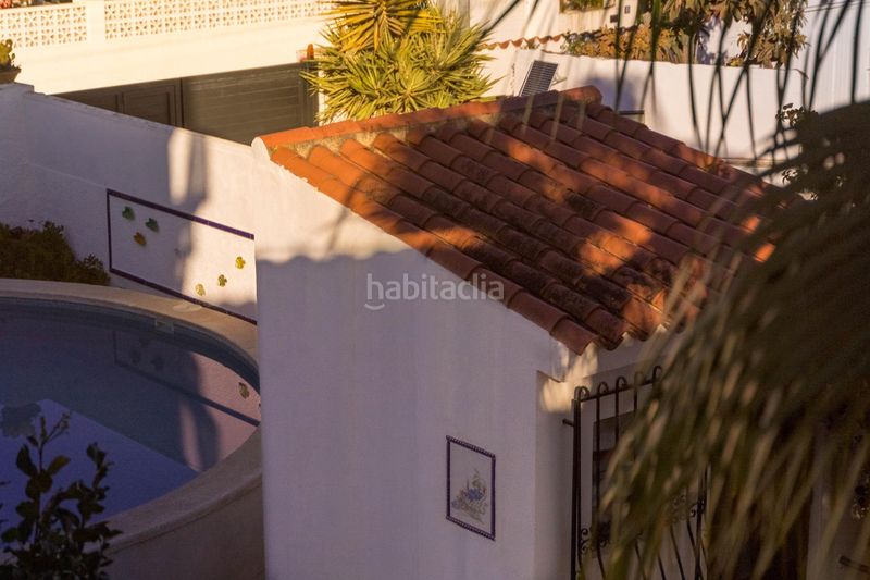 Foto bbfd2954-d53b-4c3b-9e15-cb57741a953e. Casa aparellada amb aparcament piscina a L´Albir Alfàs del Pi (l´)