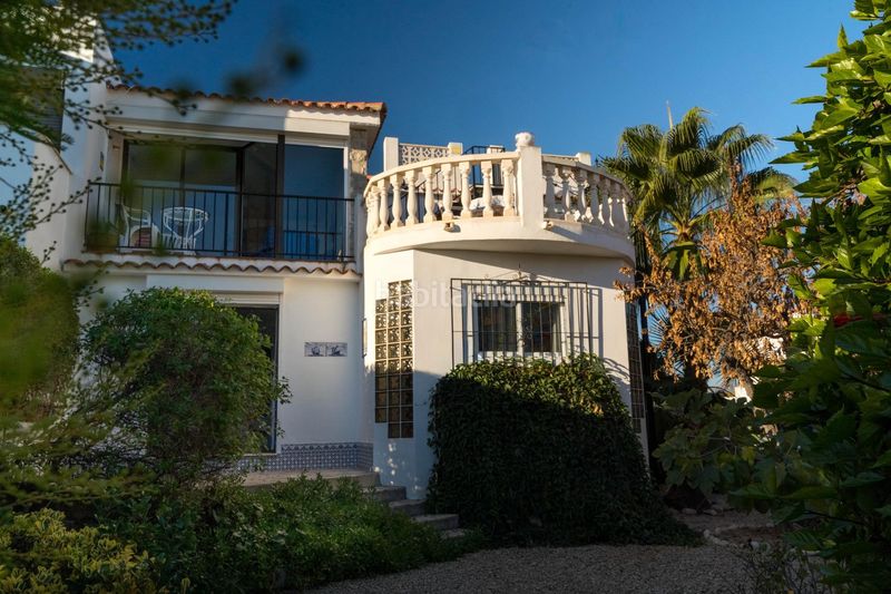 Foto dea2e48d-9979-462f-972b-9e857d5ad8af. Casa aparellada amb aparcament piscina a L´Albir Alfàs del Pi (l´)