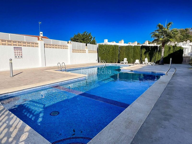 Foto 68f18ce4-8b82-4177-8eb9-22f622ddf077. Casa adossada amb calefacció aparcament piscina a Alfàs del Pi (l´)