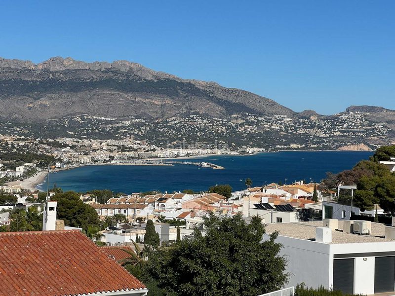 Foto b51a800a-b754-478a-84f4-4abb69bbb679. Casa adossada amb calefacció aparcament piscina a Alfàs del Pi (l´)