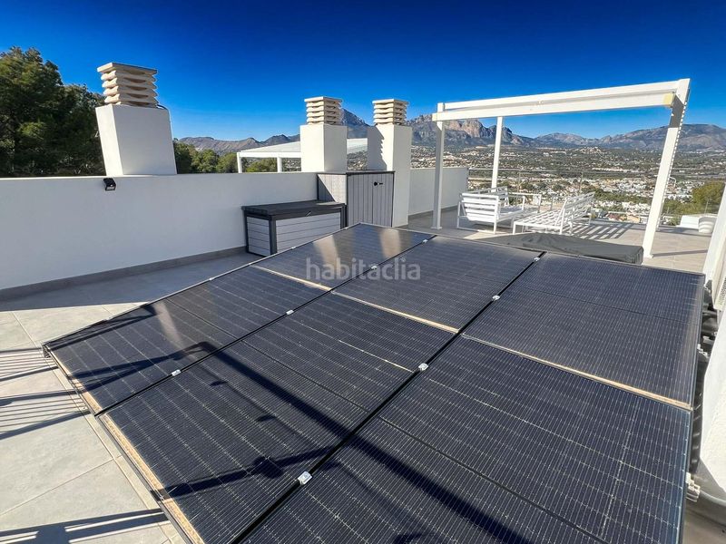Foto eabf0d65-02a5-4e8a-8824-0a10370fe594. Casa adossada amb calefacció aparcament piscina a Alfàs del Pi (l´)