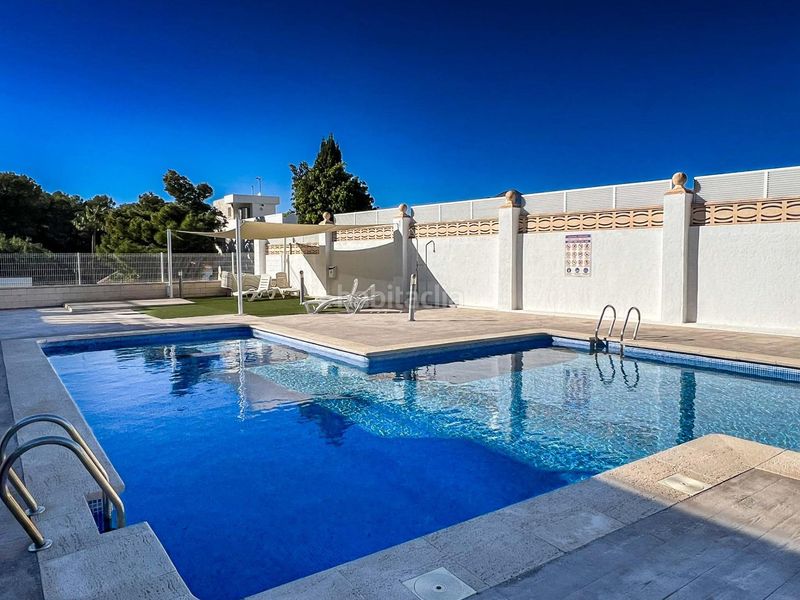 Foto fdca884e-c8cc-4039-bcd4-0f3a942ca702. Casa adossada amb calefacció aparcament piscina a Alfàs del Pi (l´)