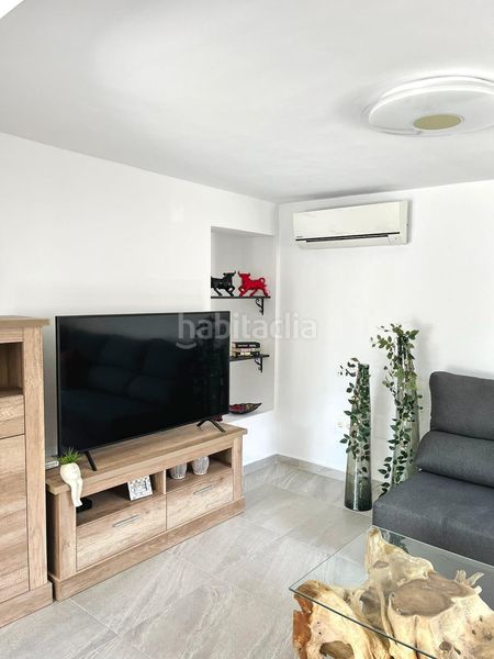 Foto 1a3541ef-eb64-43ef-9142-c60ee03149b5. Casa aparellada amb calefacció aparcament piscina a Alfàs del Pi (l´)