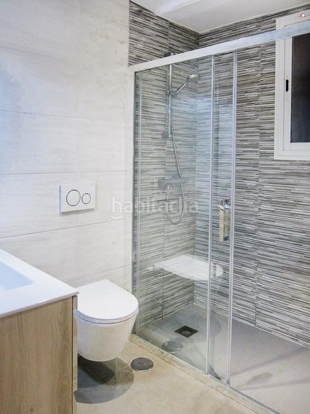 Foto 41f96396-6439-4554-a765-bd28fb59519b. Casa aparellada amb calefacció aparcament piscina a Alfàs del Pi (l´)