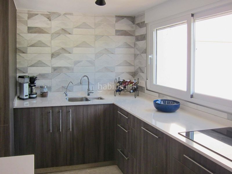 Foto 42b5e6de-3517-4390-b9ce-6fd317533d88. Casa aparellada amb calefacció aparcament piscina a Alfàs del Pi (l´)