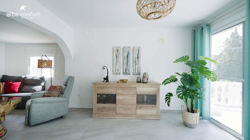 Foto e1596483-f8e1-4977-b237-ff3605ecc15e. Casa aparellada amb calefacció aparcament piscina a Alfàs del Pi (l´)