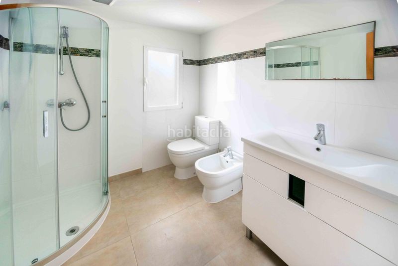 Foto 3880aa16-a860-4468-92fb-5f14bfd8b83d. Casa aparellada amb calefacció aparcament piscina a Alfàs del Pi (l´)