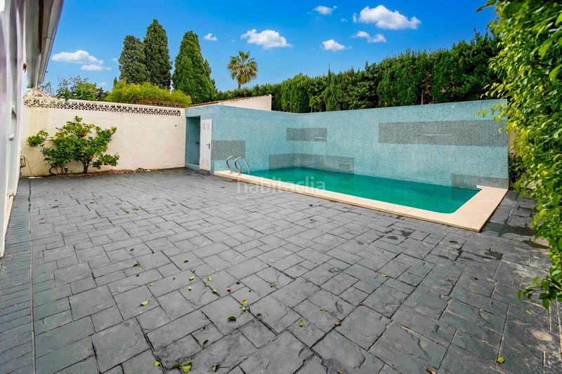 Foto 73461d34-acd5-40b6-b1e3-96963944b65b. Casa aparellada amb calefacció aparcament piscina a Alfàs del Pi (l´)