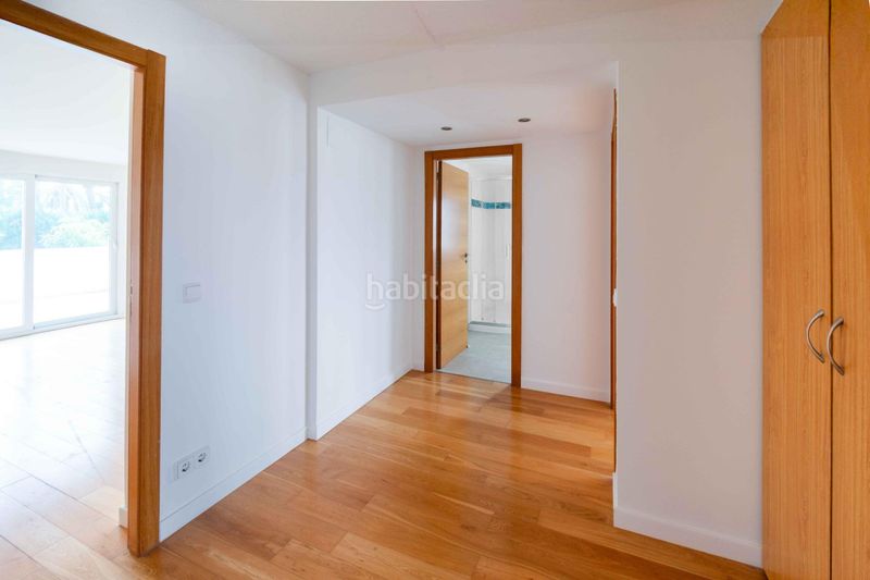 Foto b4d59afc-bd1b-44da-a967-532db8a4175e. Casa aparellada amb calefacció aparcament piscina a Alfàs del Pi (l´)