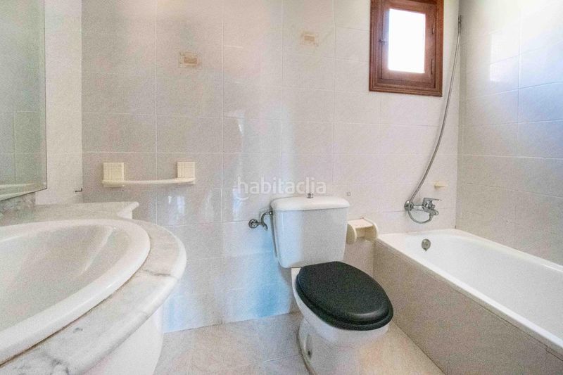 Foto 278ab859-ab12-4c3e-b7af-18b7b3a3bb49. Casa adossada amb piscina a L´Albir Alfàs del Pi (l´)
