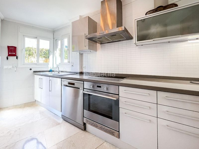 Foto 1d9cfb66-dbff-4779-90ad-b0436b60313c. Xalet amb aparcament a Coloma Nucia (la)