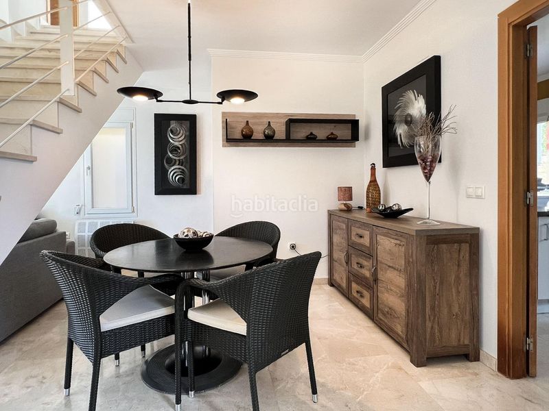 Foto 2595756f-95b0-4b05-87b2-26b23e36336b. Xalet amb aparcament a Coloma Nucia (la)