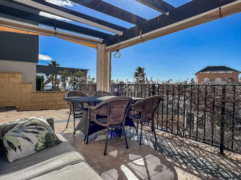 Foto 60d939cc-2f2b-4cc8-bc74-8295b6baeb2e. Xalet amb aparcament a Coloma Nucia (la)