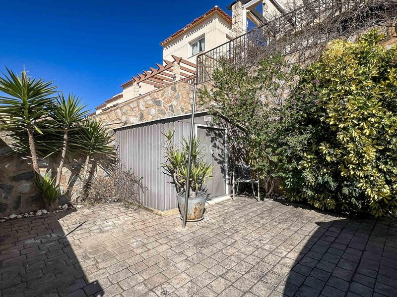 Foto 95842367-474b-4f49-92ad-24c5de55f99f. Xalet amb aparcament a Coloma Nucia (la)