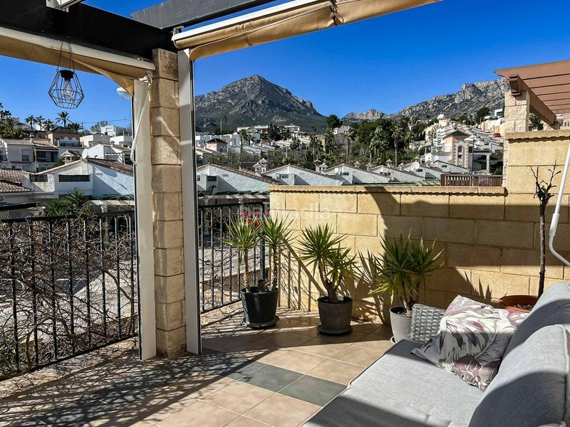 Foto 967f0f55-b812-418b-9543-1c89e5c303f7. Xalet amb aparcament a Coloma Nucia (la)