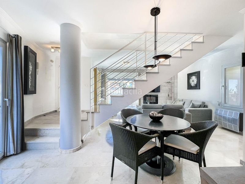 Foto b2925c91-f75b-42f1-bfe1-f37a1d40626f. Xalet amb aparcament a Coloma Nucia (la)