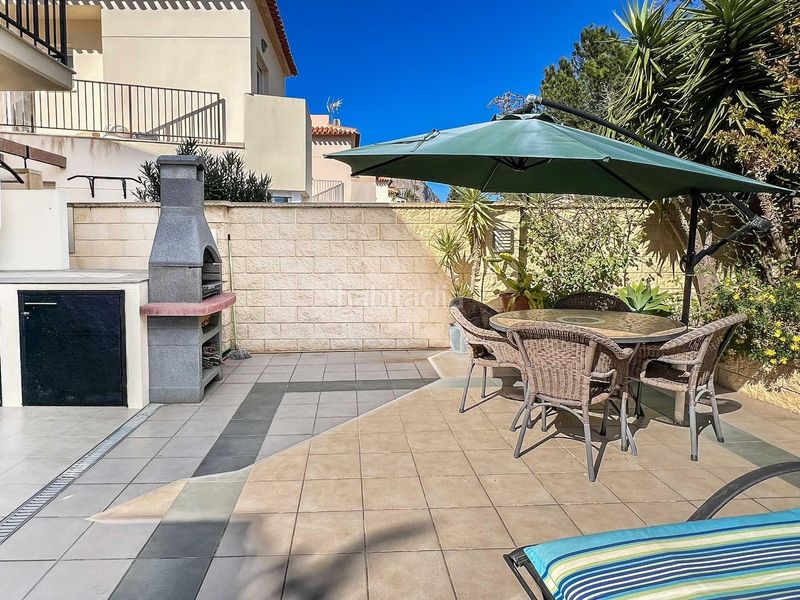 Foto b8d8a8ae-3216-4ed5-a13e-ce281ecb1466. Xalet amb aparcament a Coloma Nucia (la)