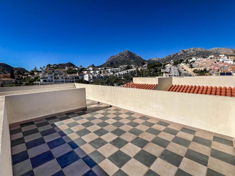 Foto f57b655a-59ba-4d58-84b3-d3be7f782a1f. Xalet amb aparcament a Coloma Nucia (la)