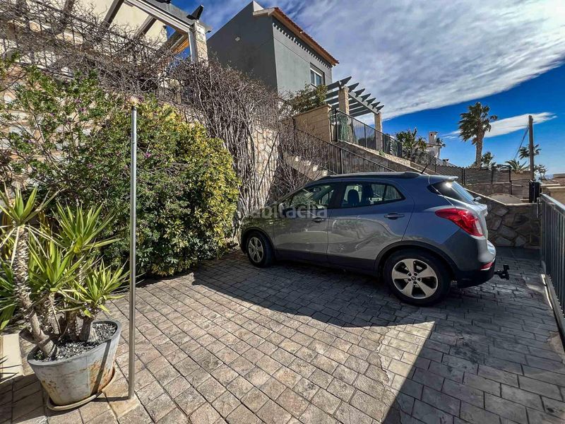 Foto f5b596b3-7706-433f-9643-5536121d9118. Xalet amb aparcament a Coloma Nucia (la)