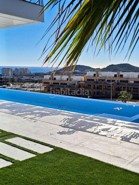 Foto a3d32320-9b70-40e3-b315-e56b4d5728c6. Xalet amb calefacció aparcament piscina a balcón de Finestrat-terra marina Finestrat
