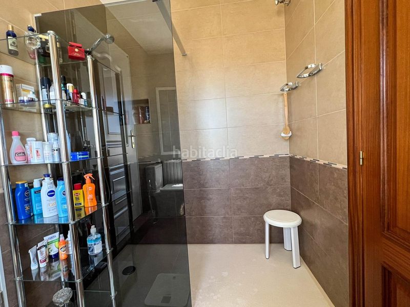 Foto 8ea20237-fb15-4d61-b4b2-e7f806a27660. Xalet amb calefacció aparcament piscina a Montebello - Nou Espai Nucia (la)