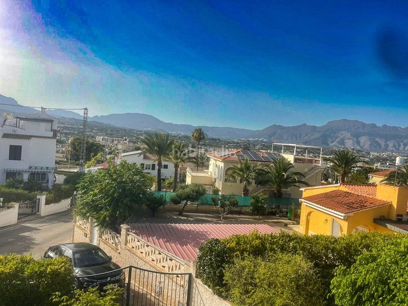 Foto 70760e09-d364-4ac7-aa33-c96d399188fd. Chalet con parcheggio piscina in L´Albir Alfàs del Pi (l´)