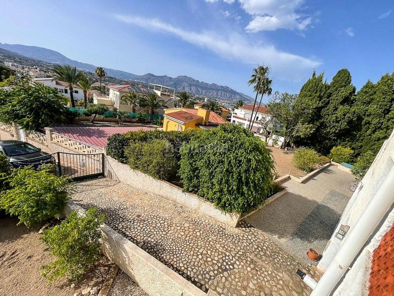 Foto 805068df-e82f-4a3d-91db-ea5008b807c1. Chalet con parcheggio piscina in L´Albir Alfàs del Pi (l´)